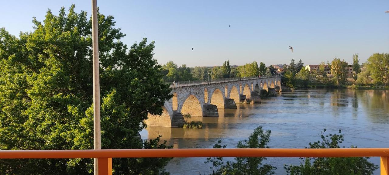 A Los Ojos Del Rio Duero Zamora Eksteriør billede