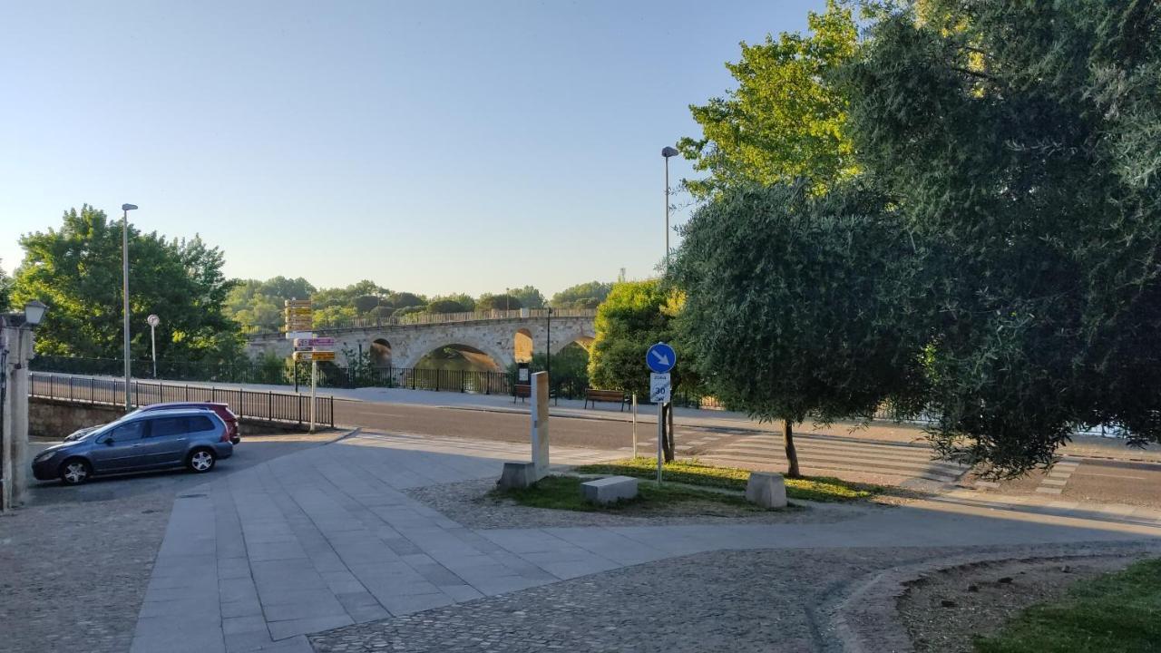 A Los Ojos Del Rio Duero Zamora Eksteriør billede