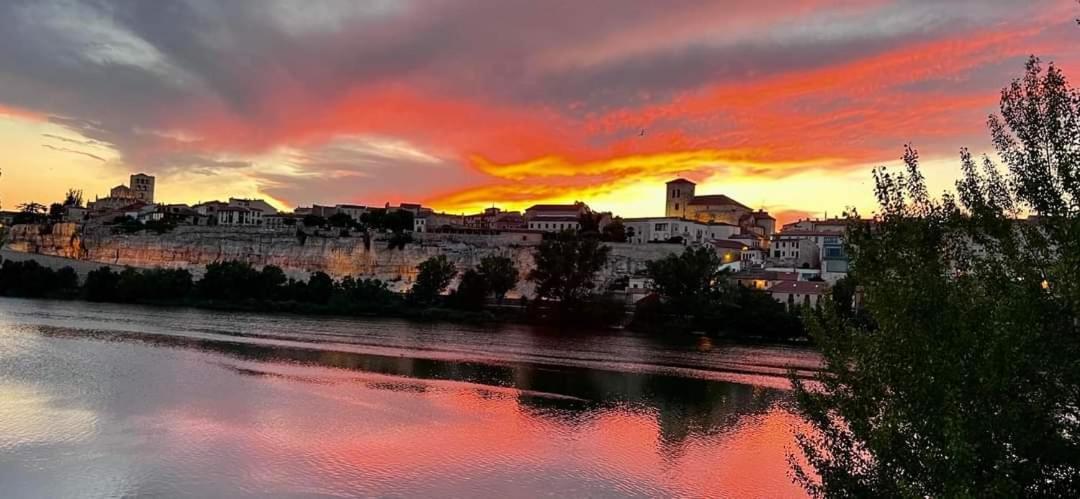 A Los Ojos Del Rio Duero Lejlighed Zamora Eksteriør billede